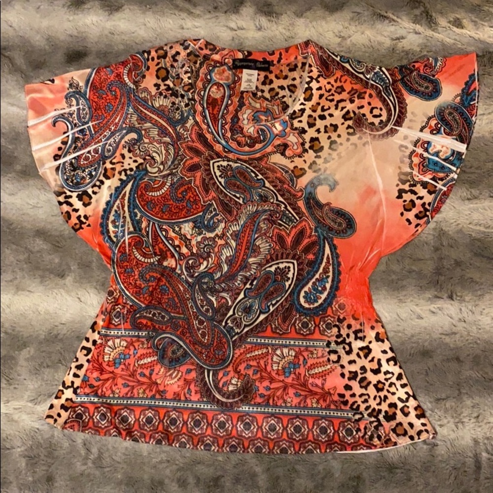 Colorful top from appropriate behavior size 12/14